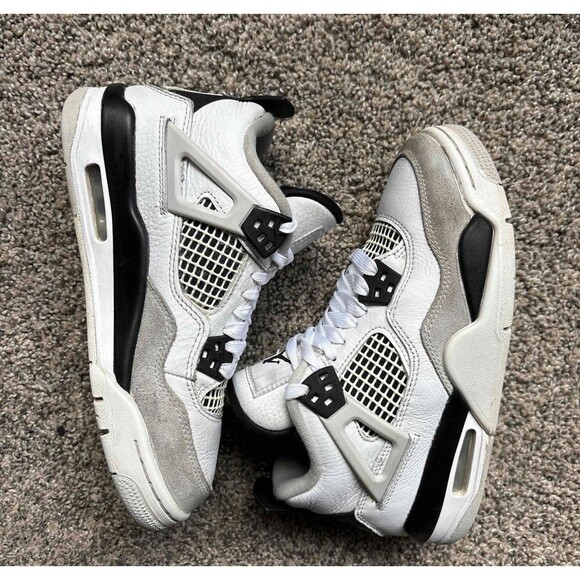 Nike Air Jordan 4 Military Black Size 4 Youth (Size 5.5 Women's) - Picture 7 of 8